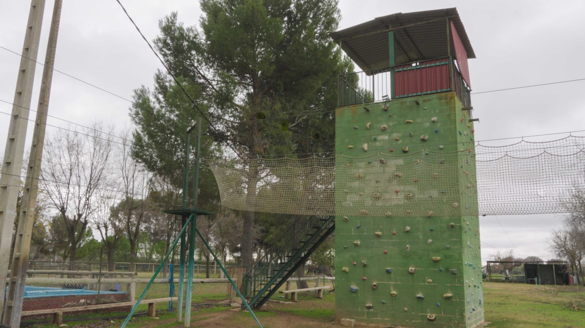 Torre de escalada y parque aéreo de Granja Orea